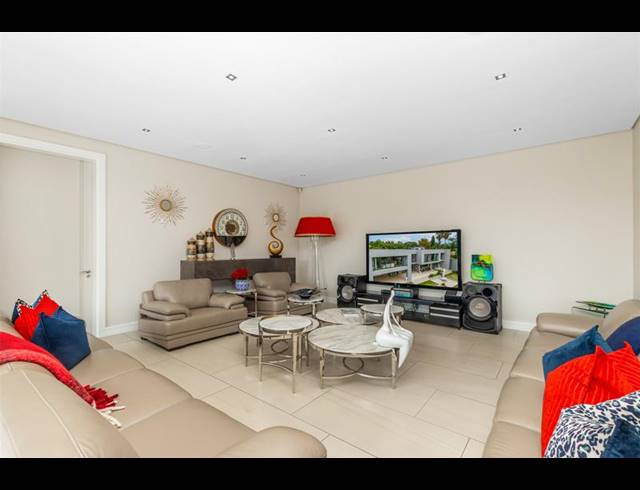 5 BEDROOM PROPERTY TO RENT IN DUXBERRY